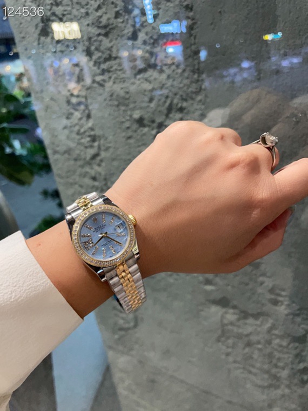 ブランド時計角部分ディテール